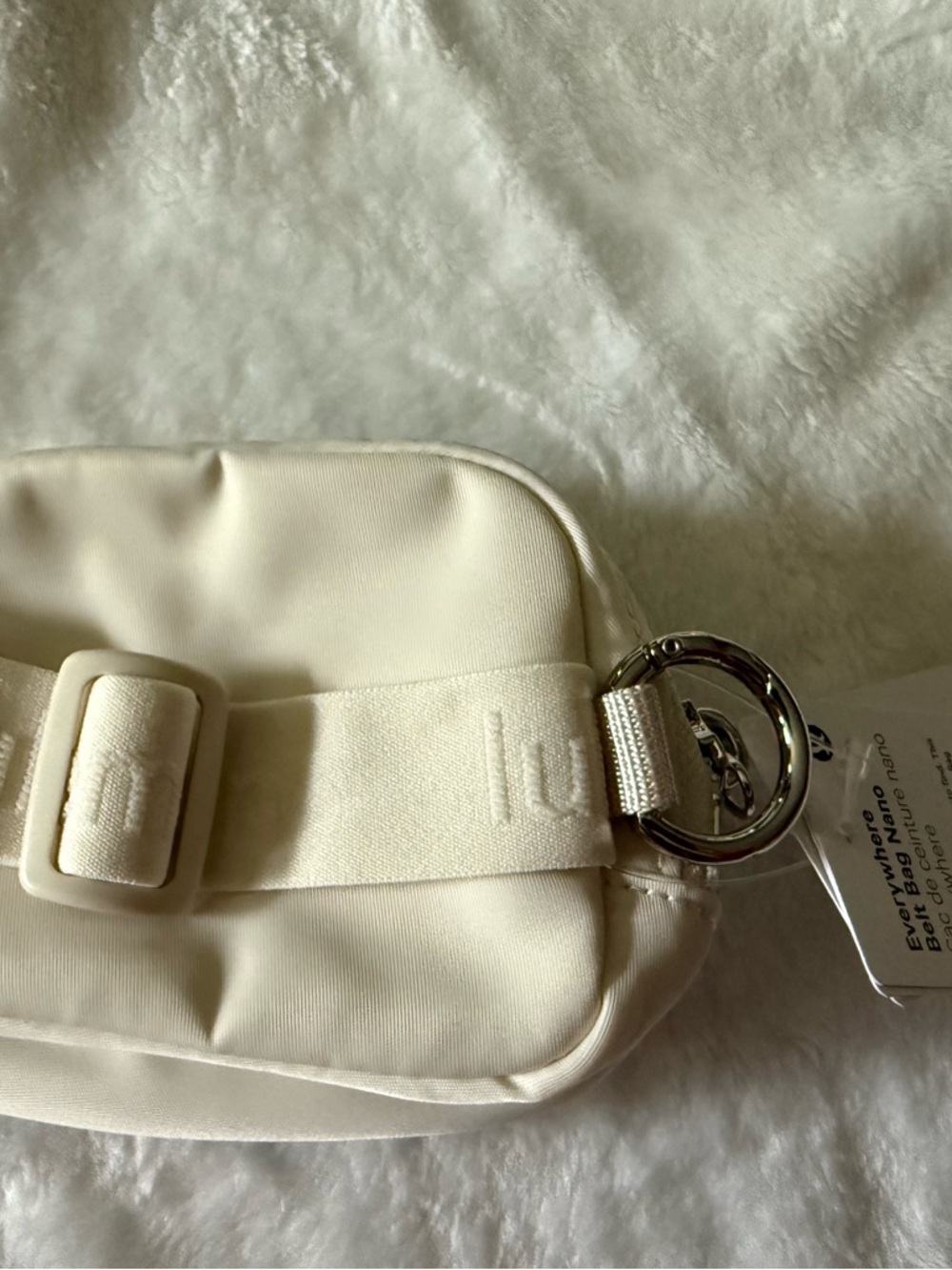 New Lululemon Light Ivory Everywhere Belt Bag Nano 4.1” x 1.4” x 3.2” nwt - Picture 6 of 8